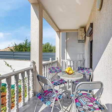 1 Bedroom Gorgeous Apartment In Pula * Pula