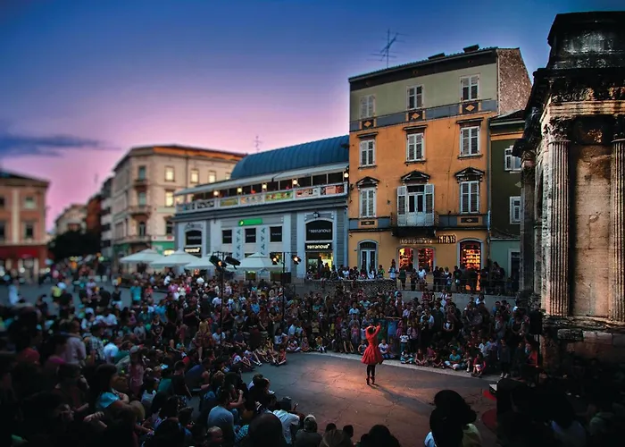 Apartment 1 Bedroom Amazing In *