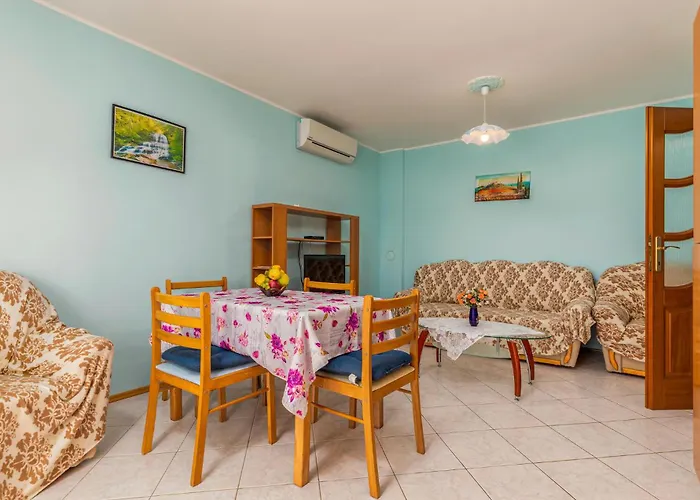 Lejlighed 1 Bedroom Amazing In